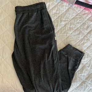 Vuori Joggers